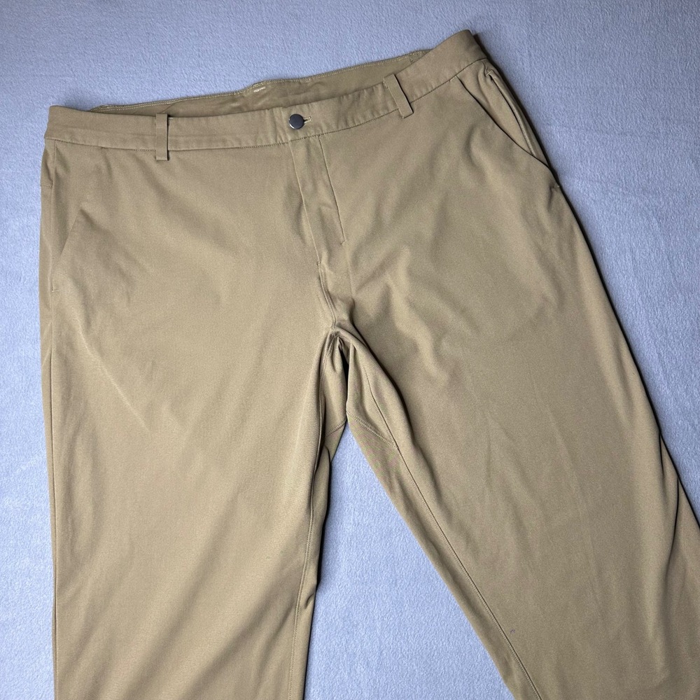 Lululemon Commission Classic Fit Pant 40 Tan Khaki Warpstreme 30 Inseam LM5711S